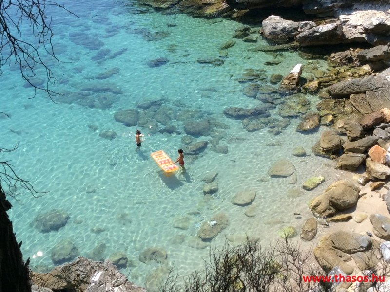 Az öreg falu, a vén platán és a folyók meséje